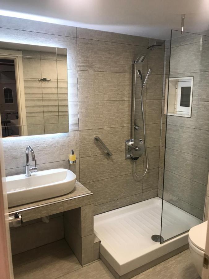 Avra Comfort Rooms - Family Nea Poteidaia Bagian luar foto
